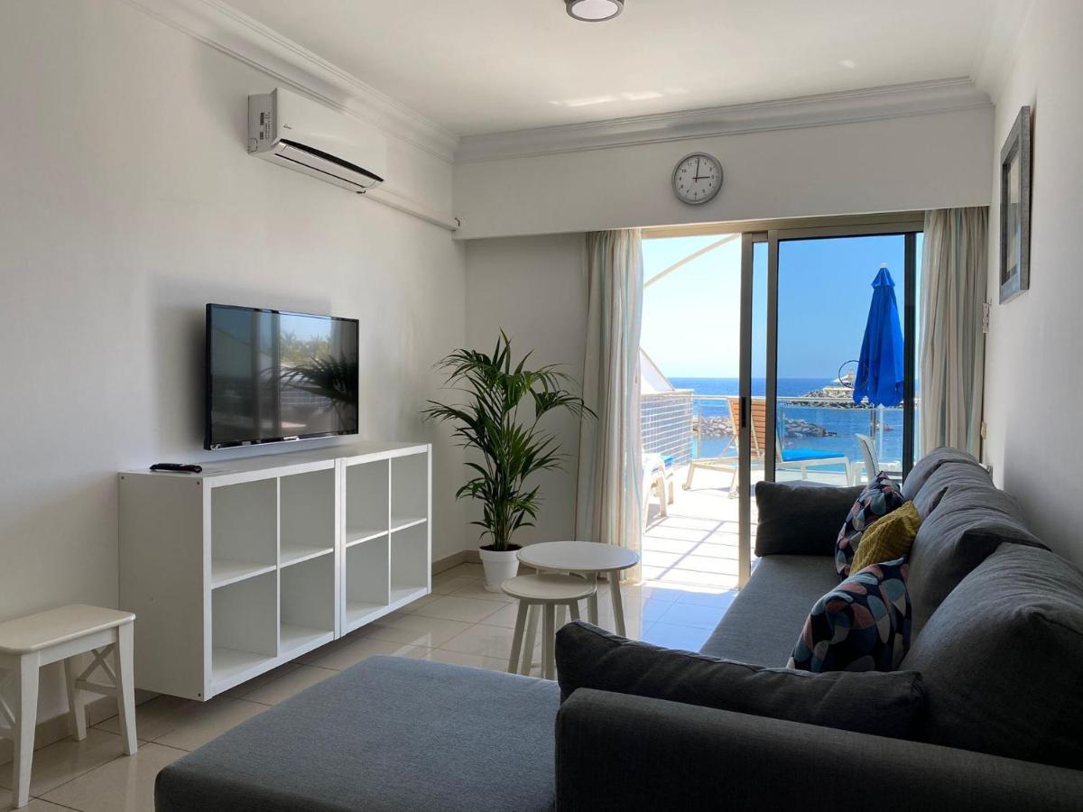 Billy'S Beachfront Apartment With Pool Access Puerto De Mogan Zewnętrze zdjęcie